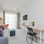 Lägenhet Superapart Wilanow Ministudio, Medicover, Swiatynia Opatrznosci *