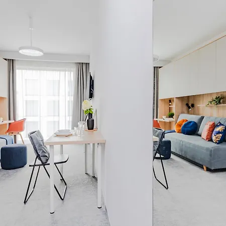 Superapart Wilanow Ministudio, Medicover, Swiatynia Opatrznosci *